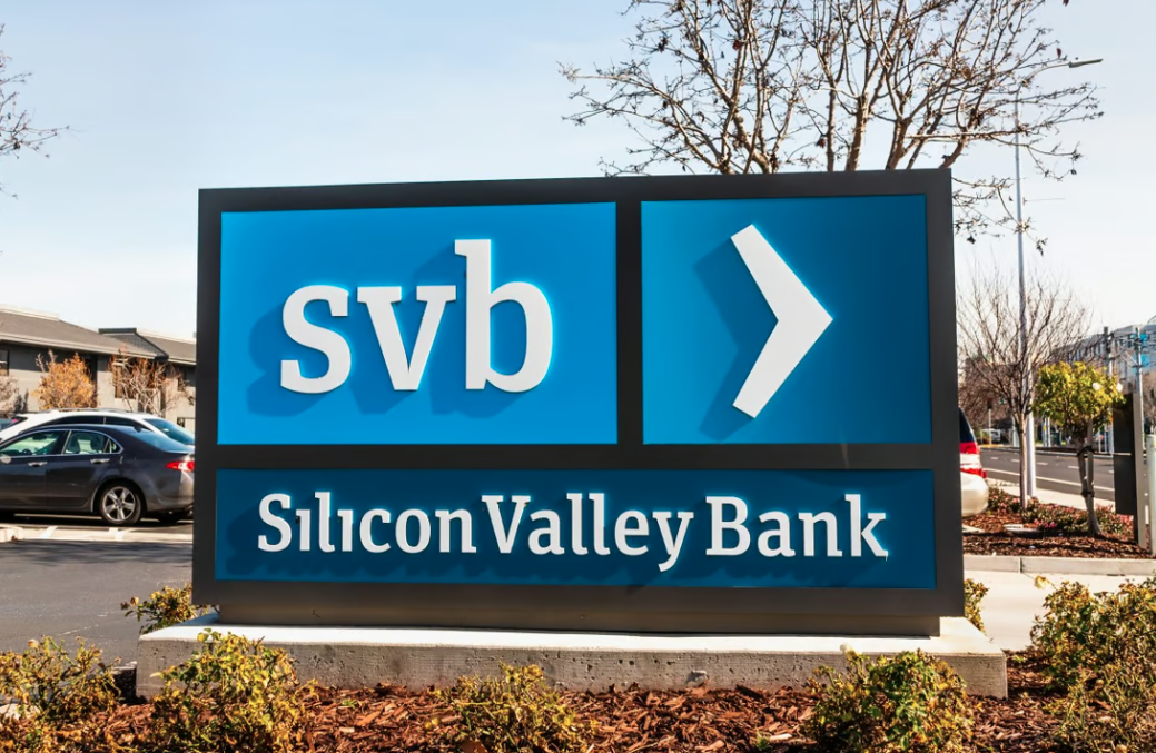USA: les régulateurs décident la fermeture de la banque SVB